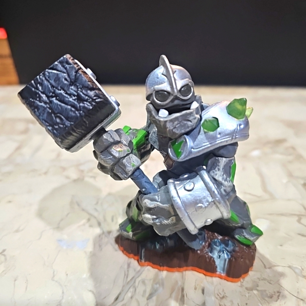 Activision Skylanders Giants Crusher Figure Imaginators Action Figure 2012